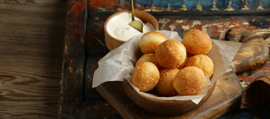 Receita fácil de bolinha de queijo para petiscar